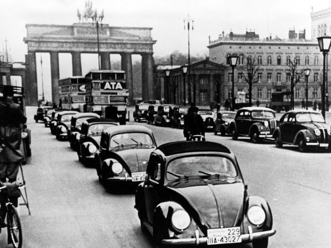 1938The-first-Beetles-of-the-preproduction-series