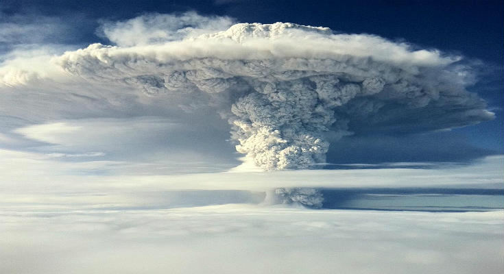otan-ekrixi-ifestiou-puyehue-chili-kalipse-limni-argentini-tefra-video