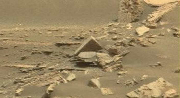mars-curiosity-rover-sol-1448-ine-avto-fisiki-diavrosi