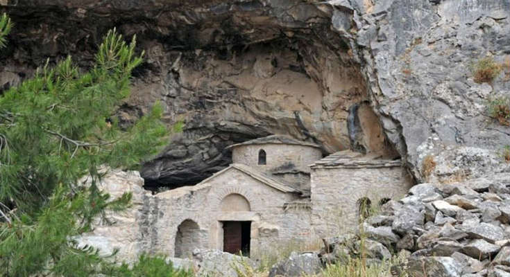 Η σπηλιά του Νταβέλη – Η μυστηριώδης διάσταση: Μύθοι, θρύλοι, φήμες και πραγματικότητα Η σπηλιά του Νταβέλη – Η μυστηριώδης διάσταση: Μύθοι, θρύλοι, φήμες και πραγματικότητα