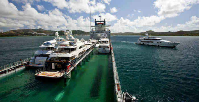 Boat_transportation_to_the_Mediterranean