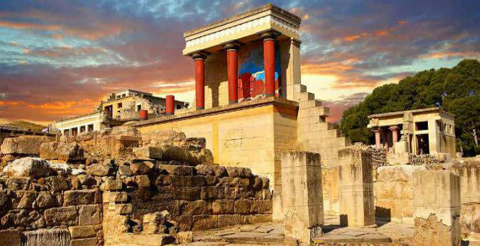 istoriki-anatropi-knossos-anagennithike-akmase-katastrofi-minoikou-politismou