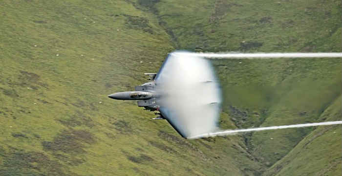 machitiko-aeroskafos-prosopiko-sinnefo