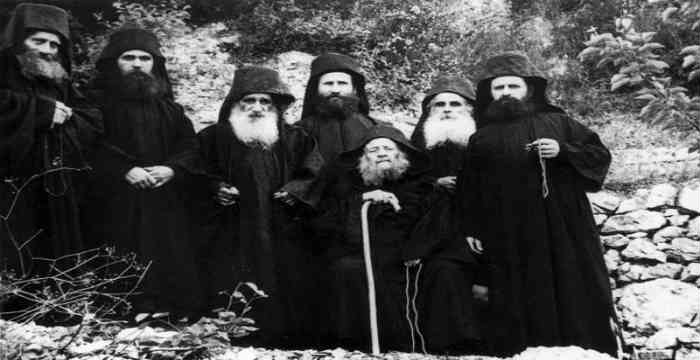 minima-apo-agiorites-pateres