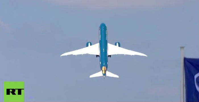 neo-vinteo-apo-tin-katheti-apogiosi-tou-boeing-787-9-dreamliner