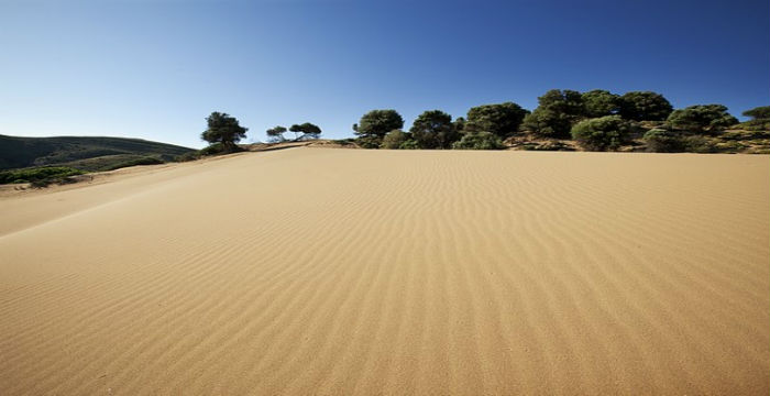omos-iparchi-erimos-stin-ellada-sachara-tis-limnou