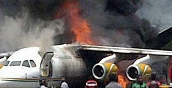 sigklonistiko-video-aeroskafi-sigkrouonte-aerodromio-indonisias