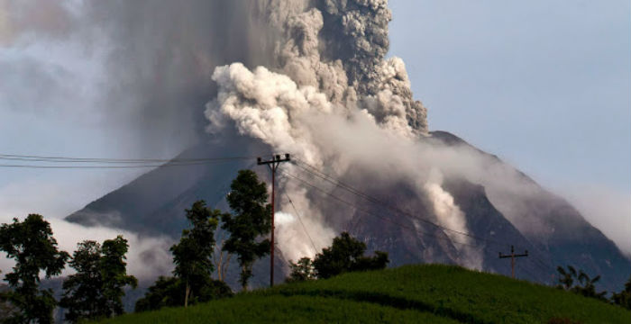 sinabung-volcano1