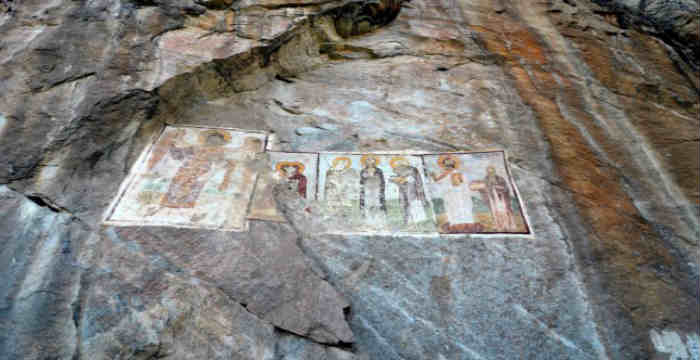 tichografies-christianon-proskiniton-efere-fos-archeologiki-skapani-tourkia